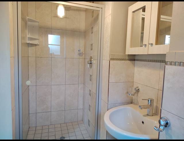 3 BEDROOM TOWNHOUSE FOR SALE IN WATERVAL EAST